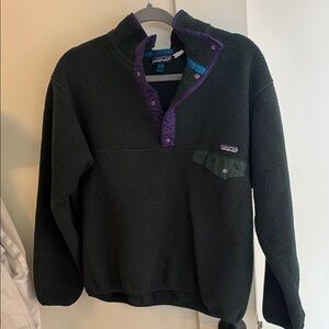 Patagonia Dark Green Fleece Sweater